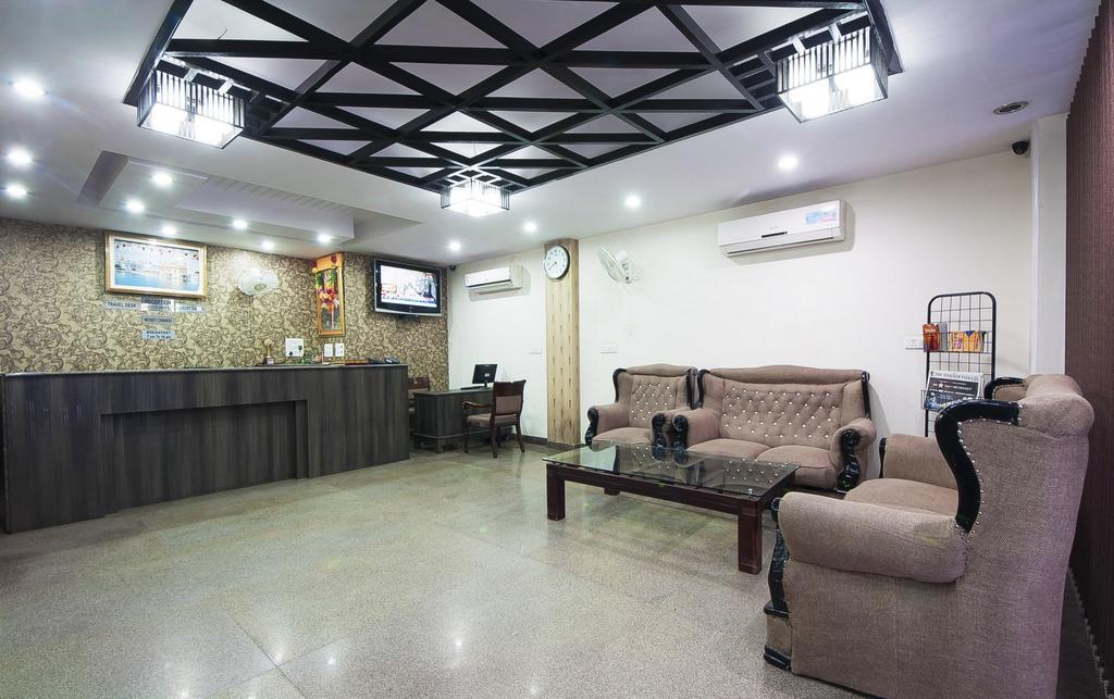 דלהי Hotel Sunrise מראה חיצוני תמונה
